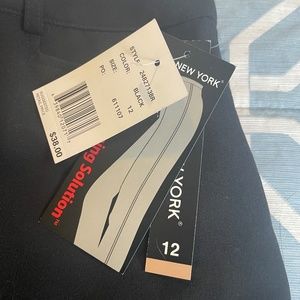 Super flattering crop pants with tags